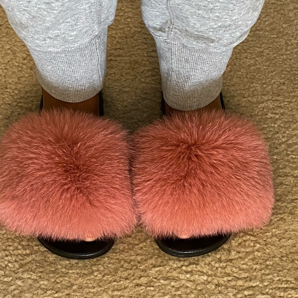 Real fox fur luxury slides size 7, 8 or 10 US SIZE